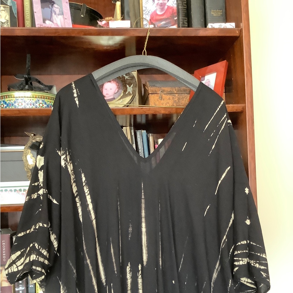 Tie dye Rayon caftan/dress never worn. V neck front and back. Ankle length.